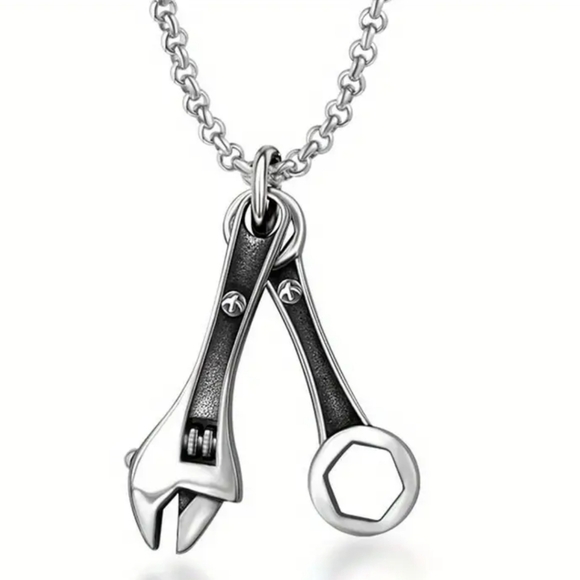 New! MEN'S Trendy Double Wrech Pendant Necklace. - Picture 4 of 6